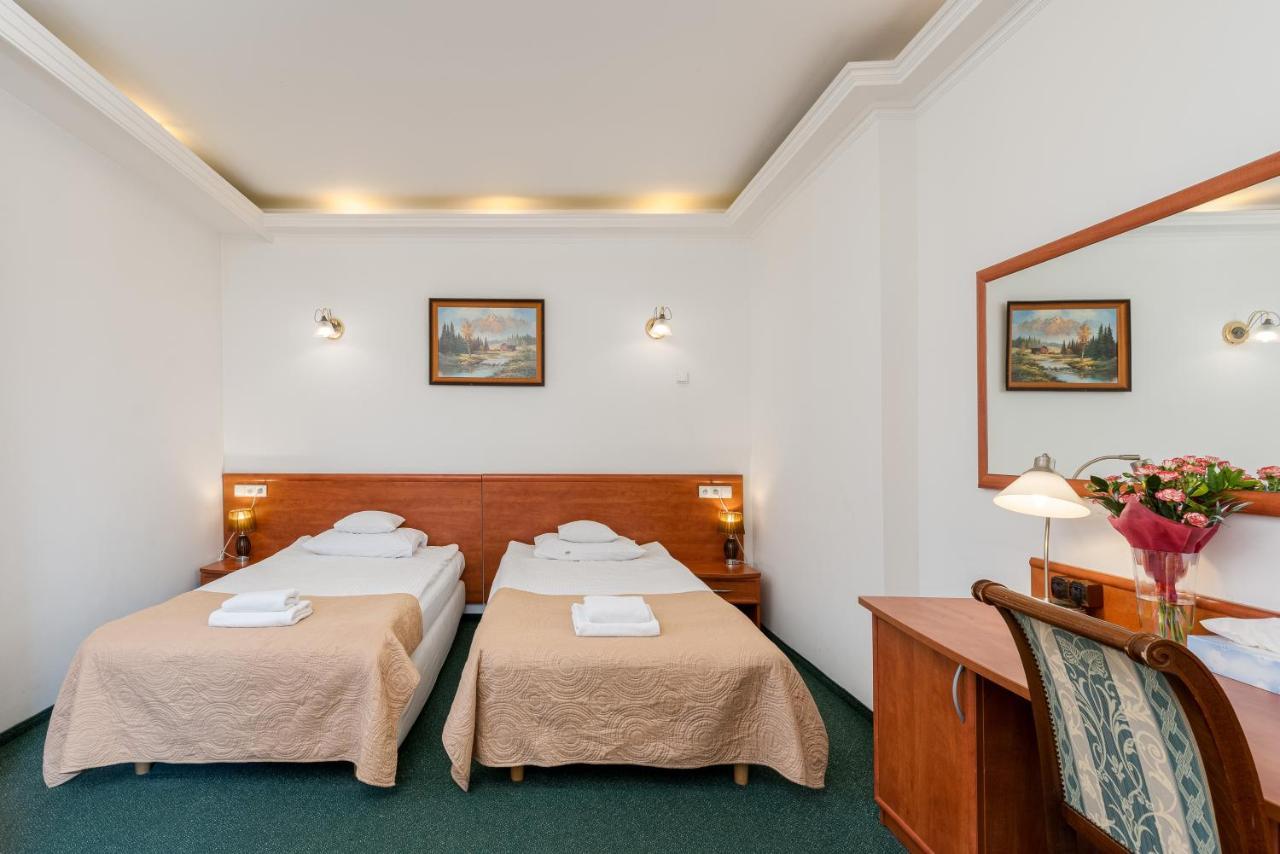 Hotel Artur Krakow Luaran gambar