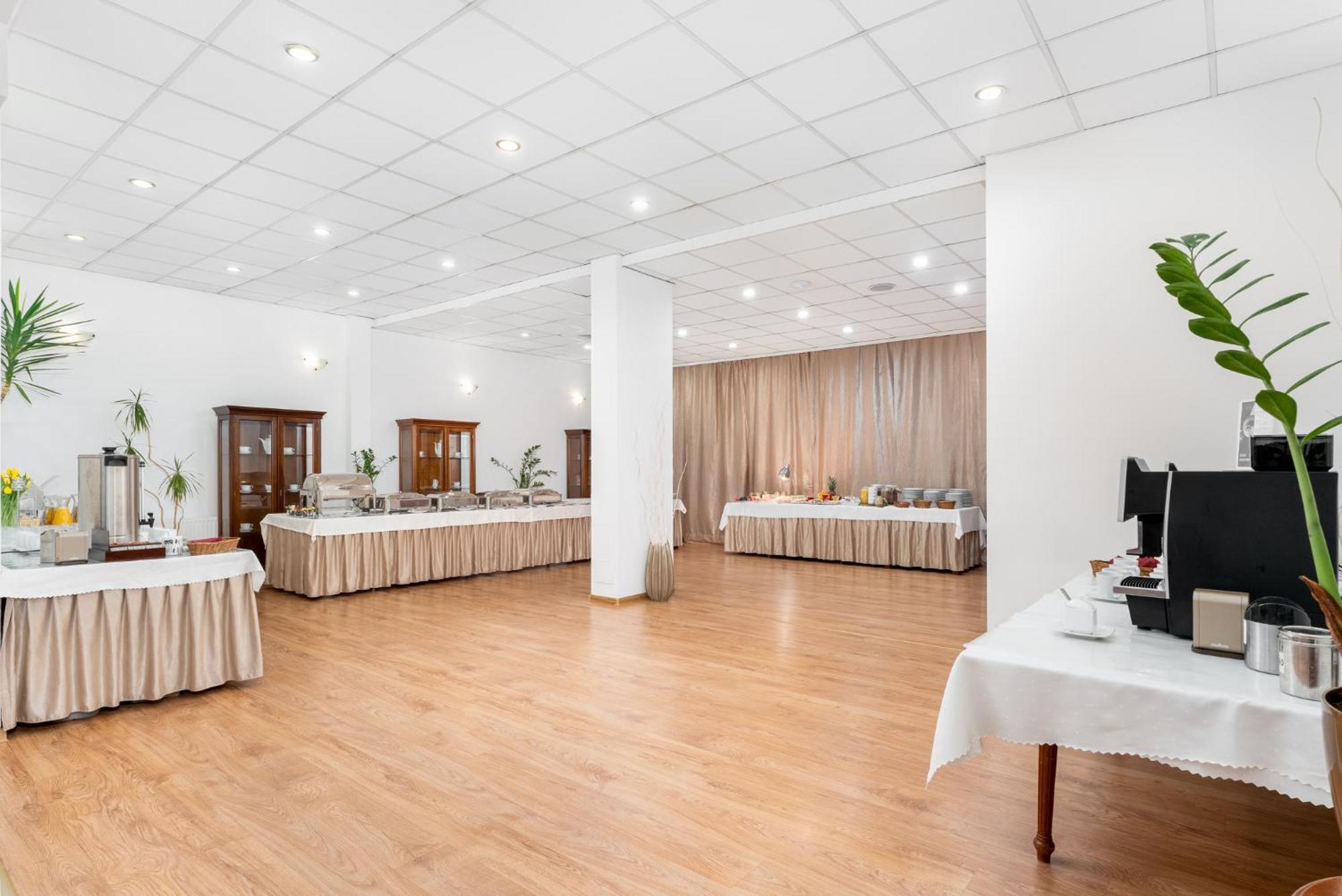 Hotel Artur Krakow Luaran gambar