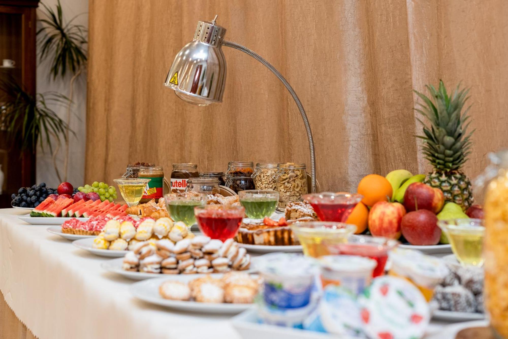 Hotel Artur Krakow Luaran gambar